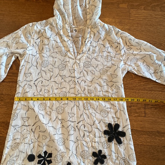 Kerry Cassill Pullover Floral Tunic - Picture 12 of 15